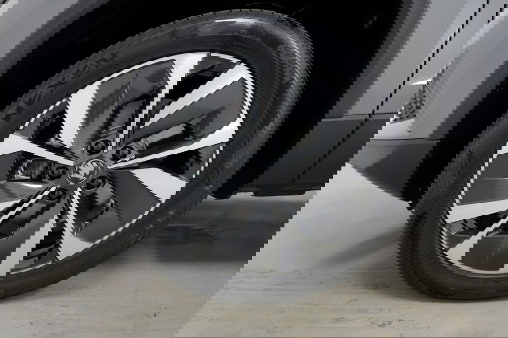 Skoda Karoq nuova a Varese (7)