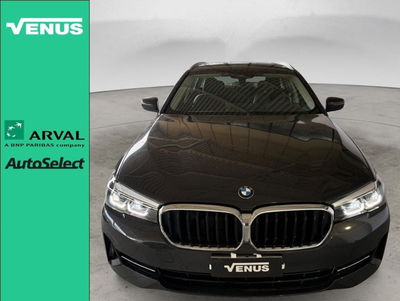 BMW Serie 5 Touring 520d 48V  Business del 2022 usata a Monza