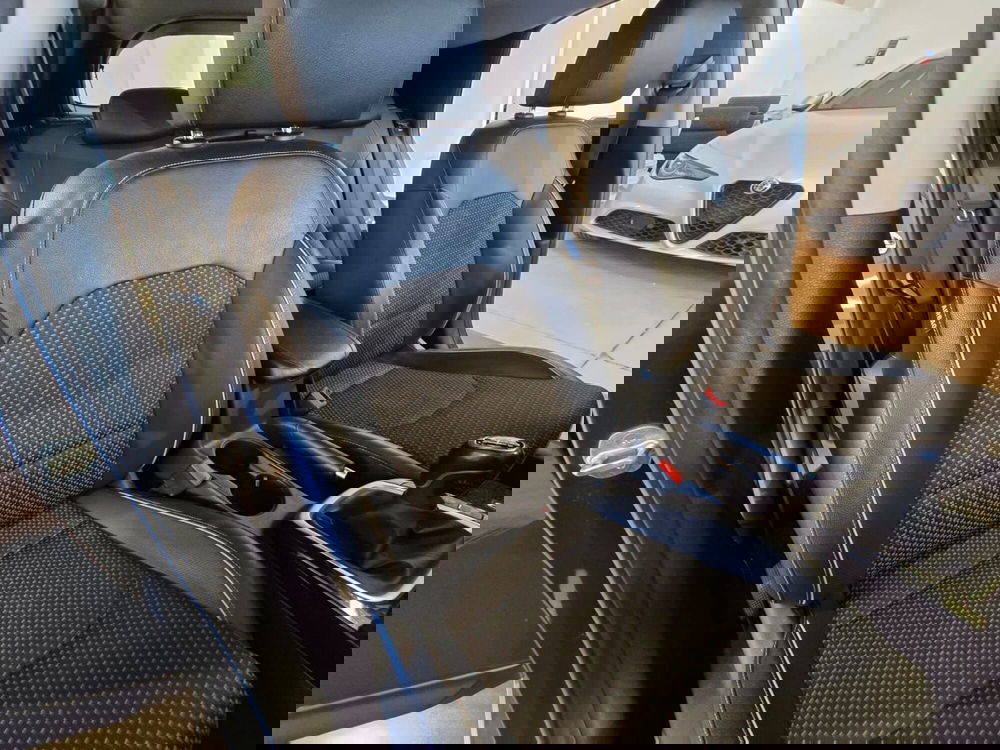 Kia XCeed usata a Rimini (16)