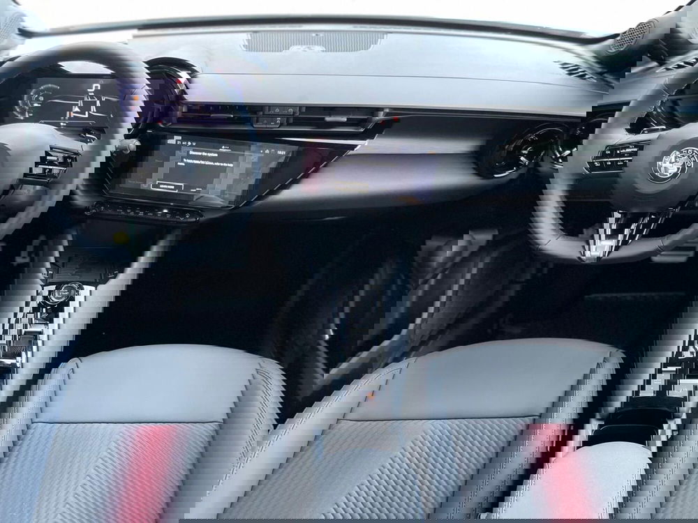 Alfa Romeo Junior nuova a Ancona (11)