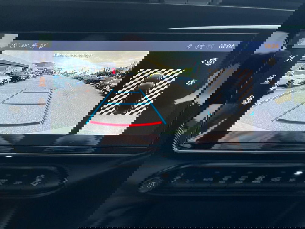 Alfa Romeo Junior nuova a Ancona (16)