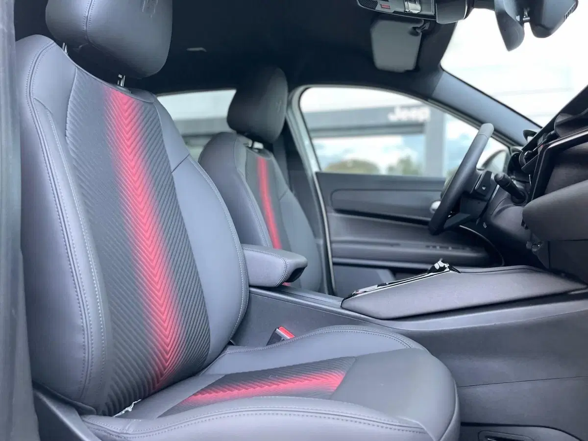 Alfa Romeo Junior nuova a Ancona (17)