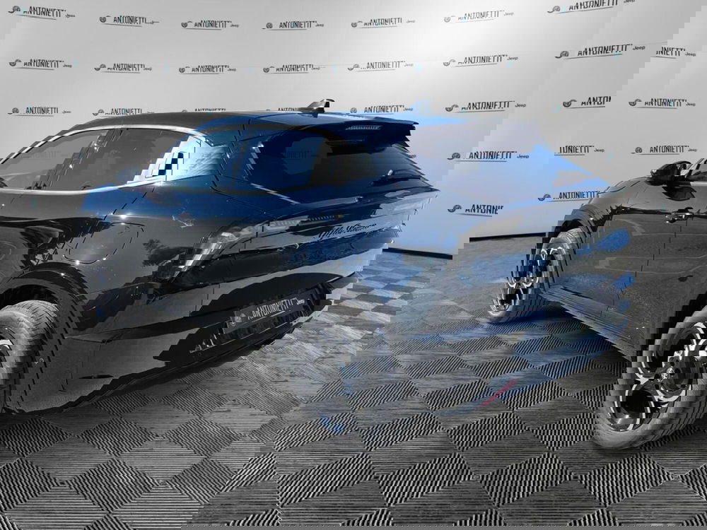 Alfa Romeo Junior nuova a Ancona (7)