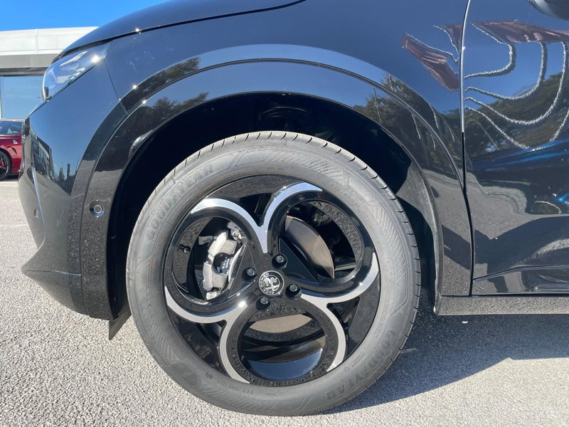 Alfa Romeo Junior nuova a Ancona (9)