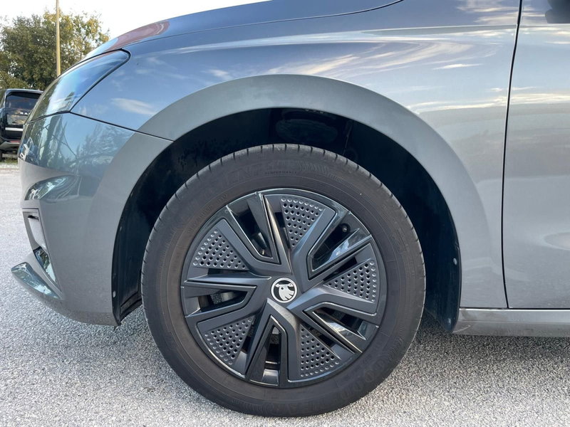 Skoda Fabia usata a Ancona (10)