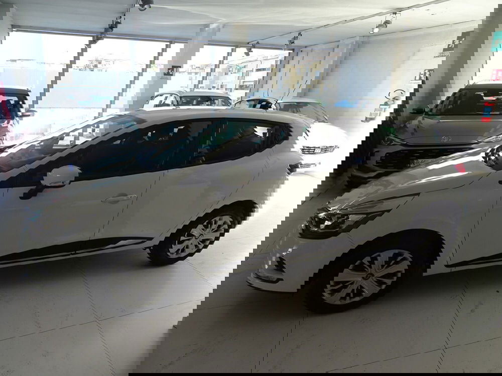 Renault Clio usata a Lucca (2)