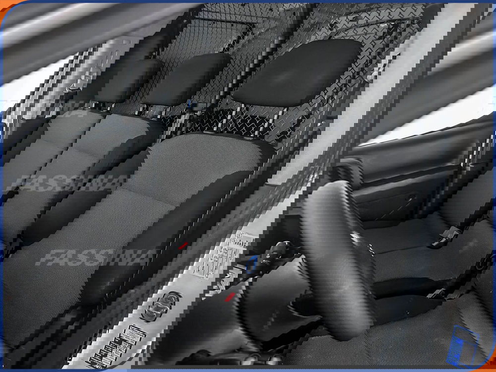 Peugeot Partner Telaio usata a Milano (8)