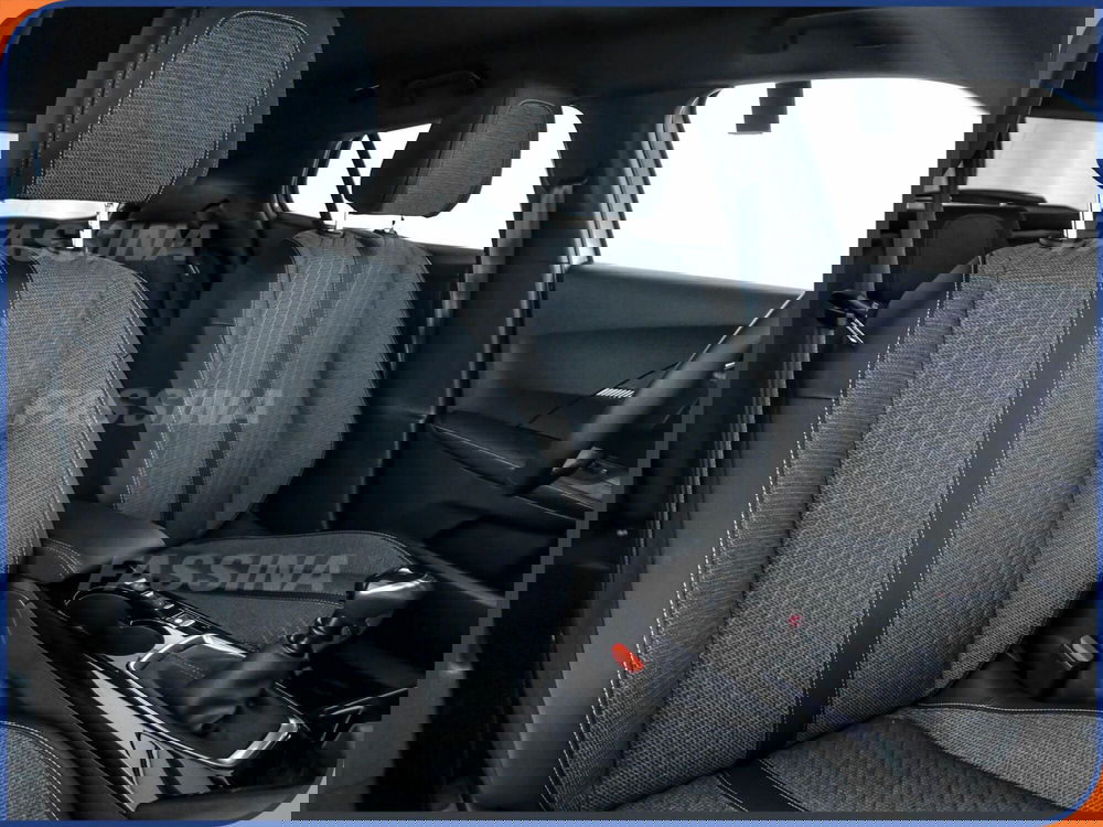 Peugeot 2008 usata a Milano (13)