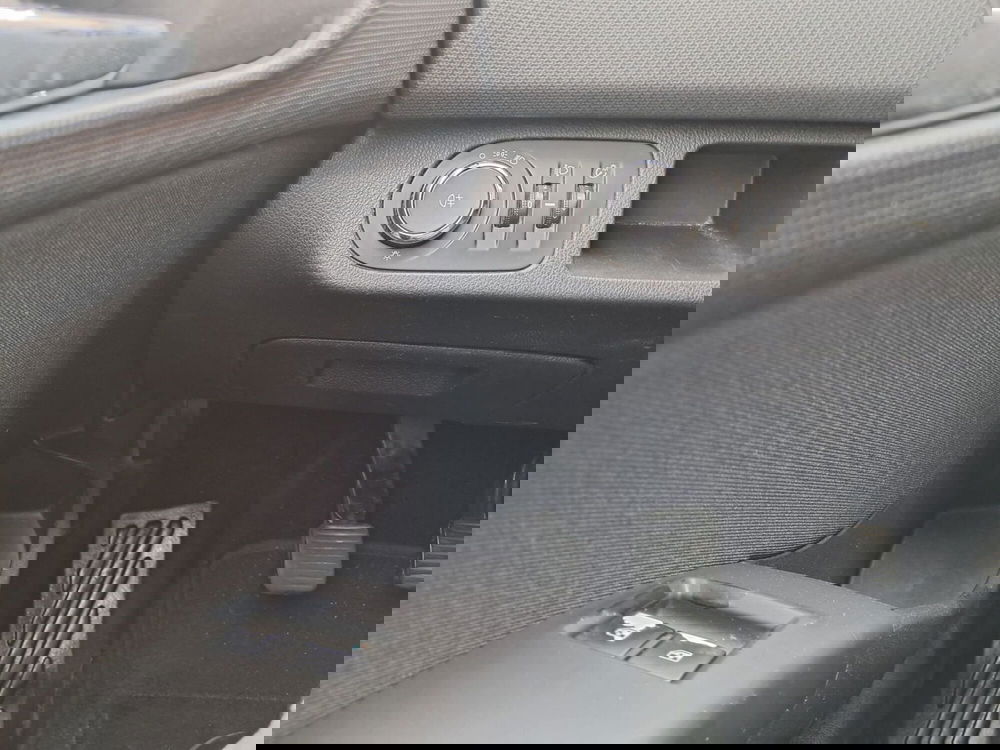 Opel Meriva usata a Cagliari (9)