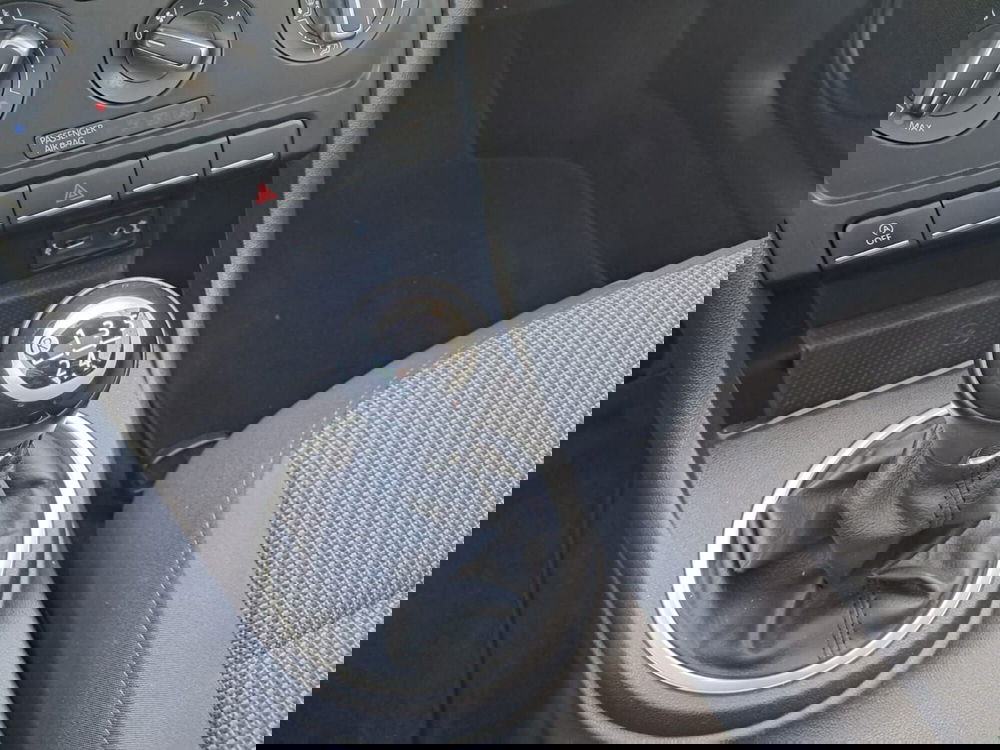 Volkswagen Maggiolino usata a Cagliari (16)