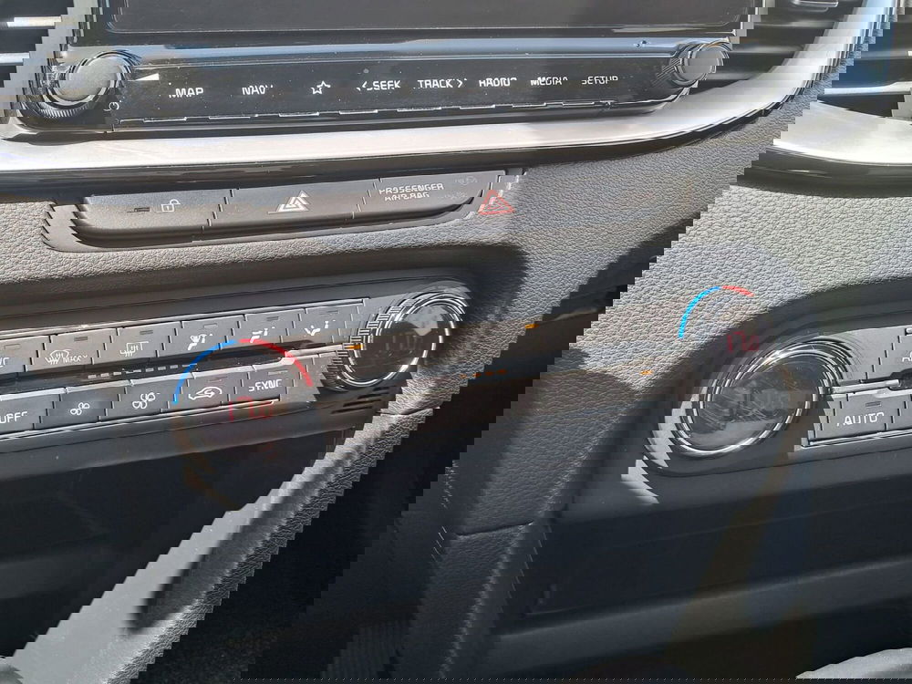 Kia XCeed usata a Cagliari (14)