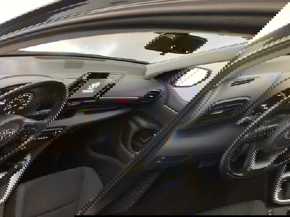 Toyota Yaris usata a Barletta-Andria-Trani (10)