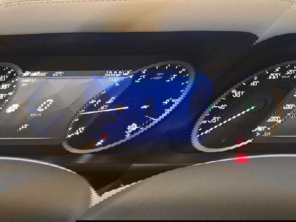 Land Rover Defender usata a Milano (10)