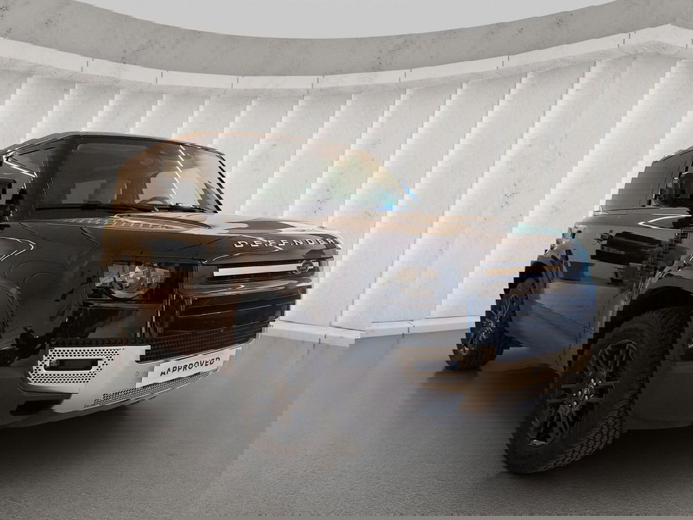 Land Rover Defender usata a Milano (16)