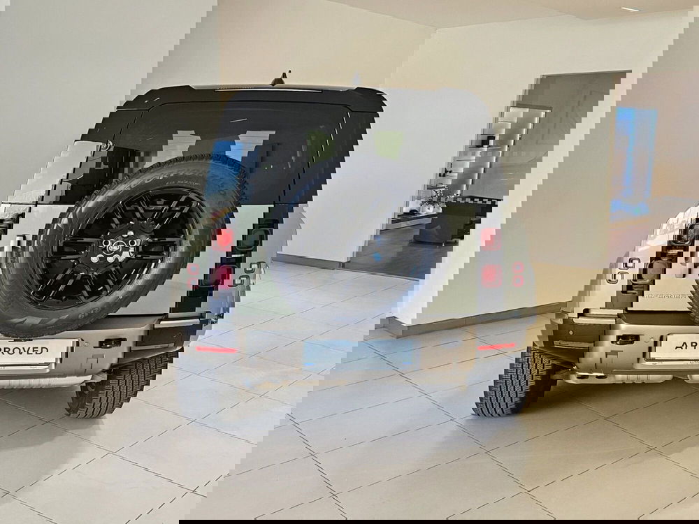 Land Rover Defender usata a Napoli (7)