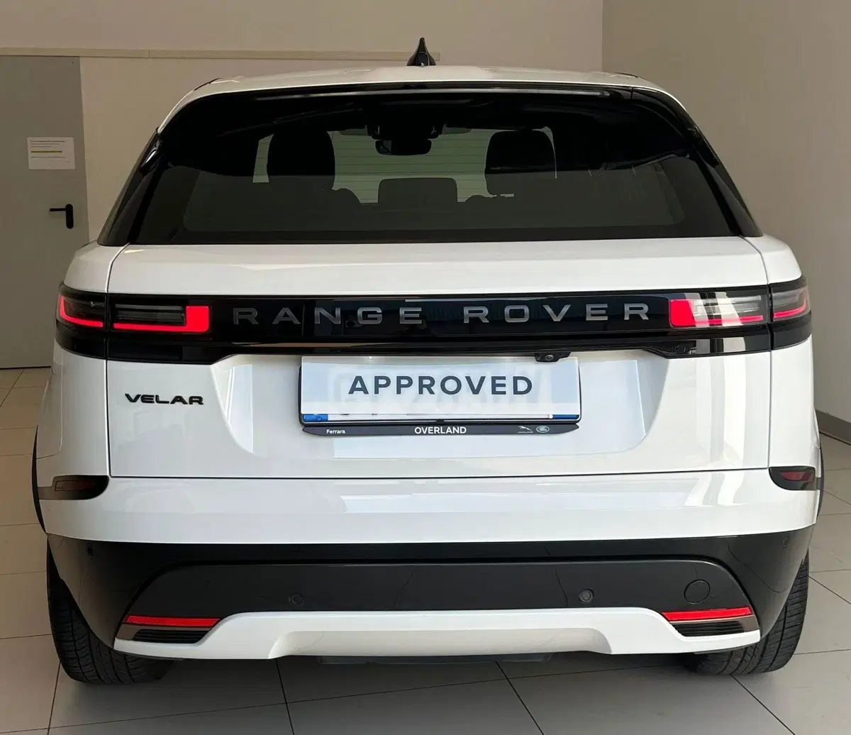 Land Rover Range Rover Velar usata a Ferrara (7)