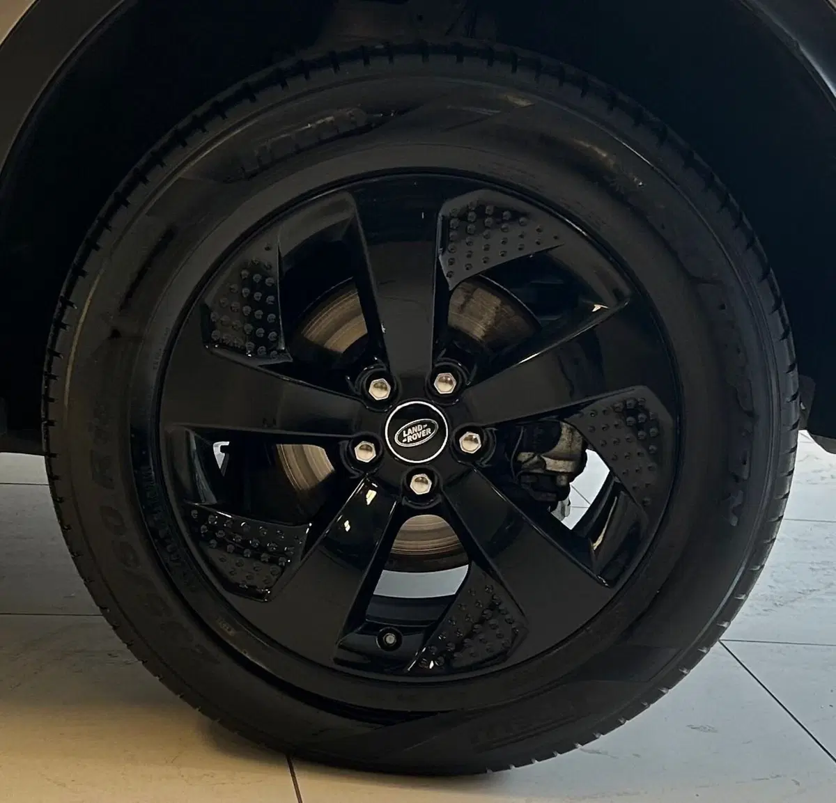 Land Rover Discovery Sport usata a Ferrara (9)