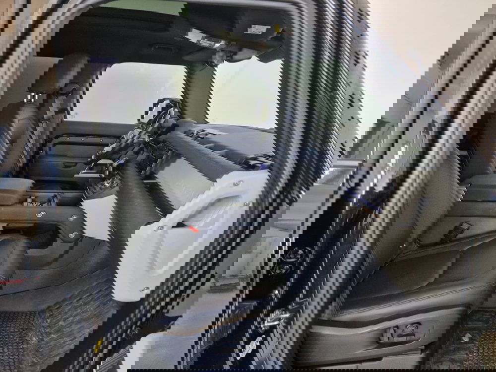 Land Rover Defender usata a Modena (3)