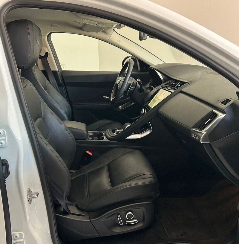 Jaguar E-Pace usata a Ferrara (3)