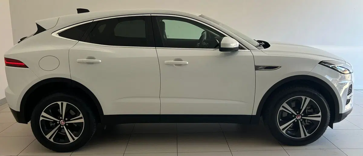 Jaguar E-Pace usata a Ferrara (6)