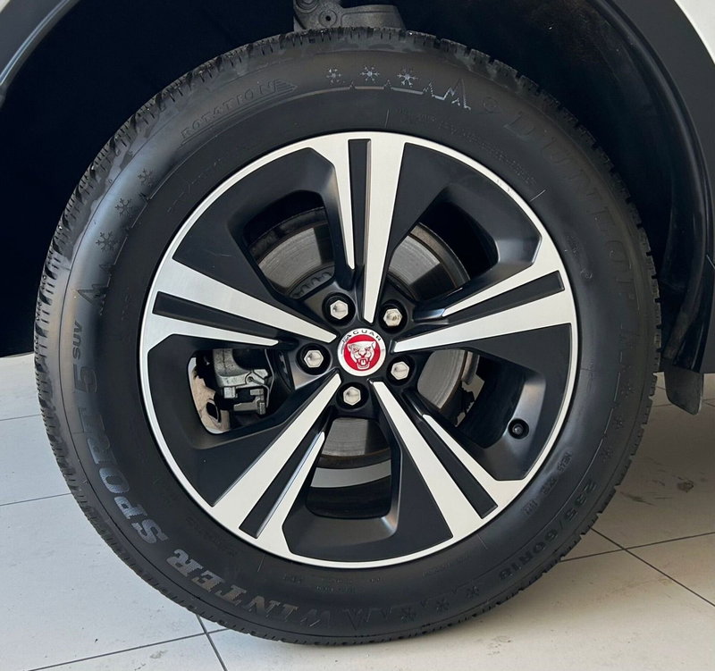 Jaguar E-Pace usata a Ferrara (9)