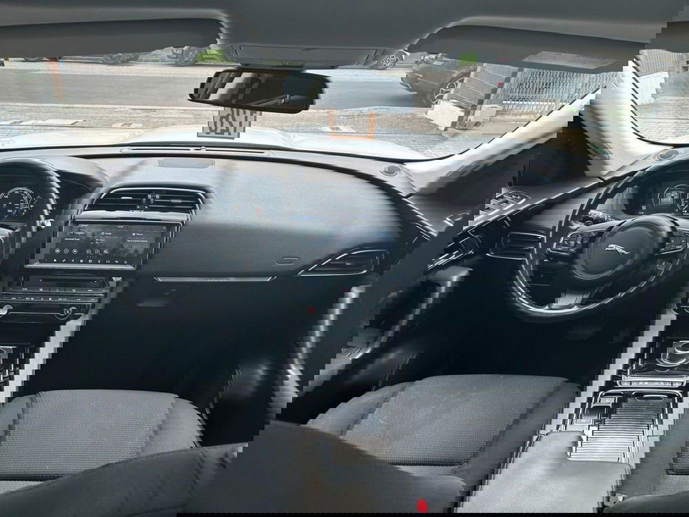 Jaguar F-Pace usata a Ferrara (4)