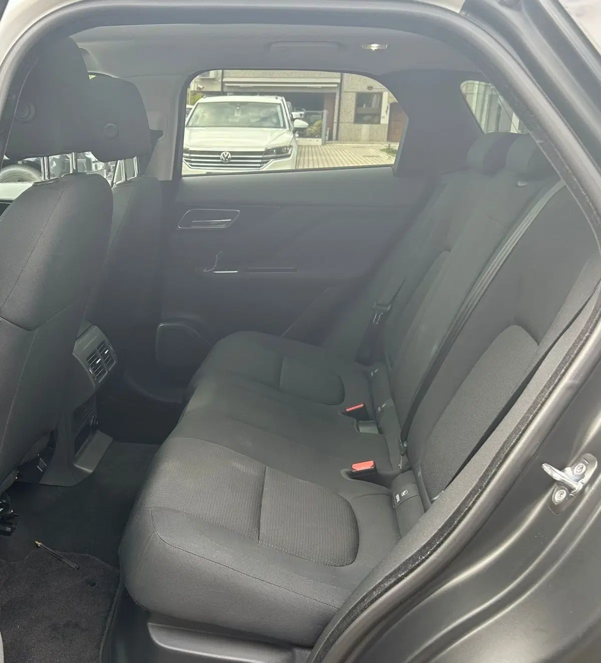 Jaguar F-Pace usata a Ferrara (5)
