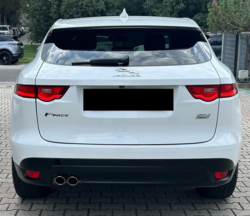 Jaguar F-Pace usata a Ferrara (7)