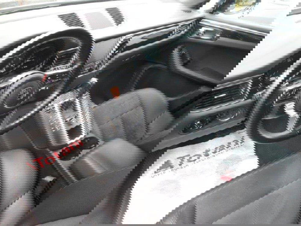 Porsche Macan usata a Chieti (10)