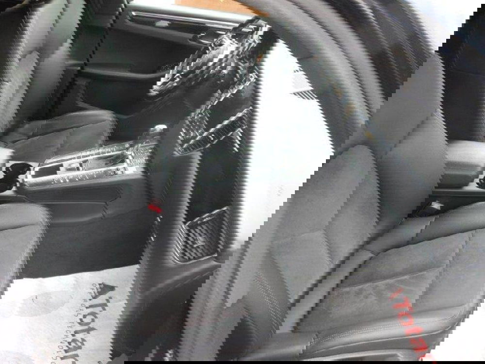 Porsche Macan usata a Chieti (11)