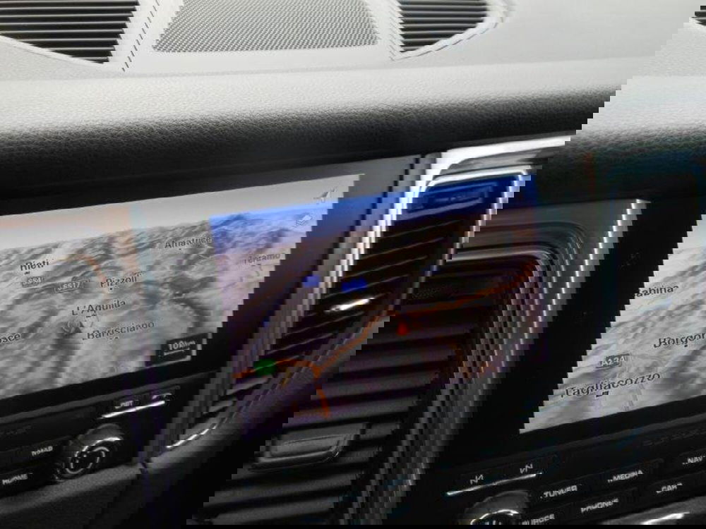 Porsche Macan usata a Chieti (17)