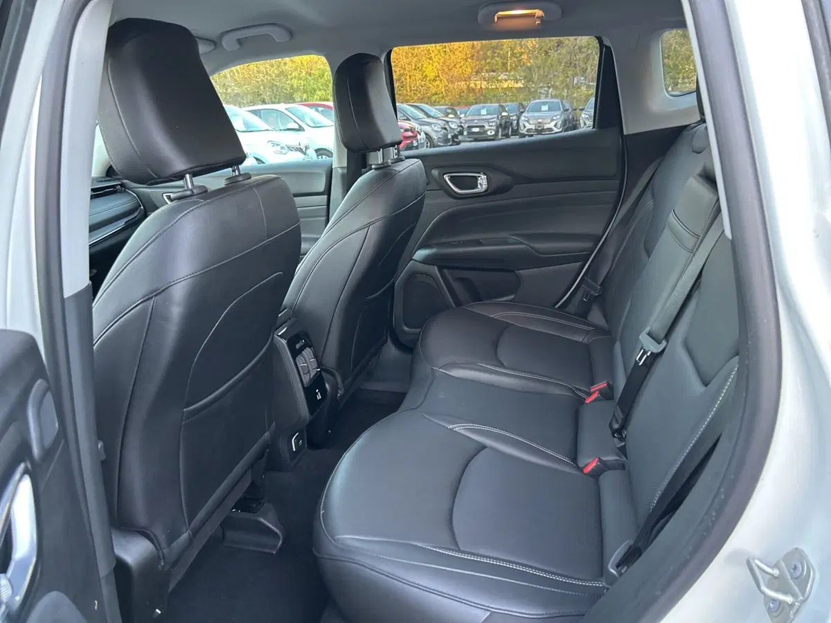 Jeep Compass usata a Roma (12)
