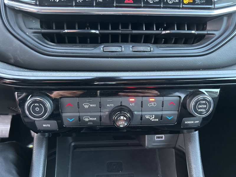 Jeep Compass usata a Roma (18)