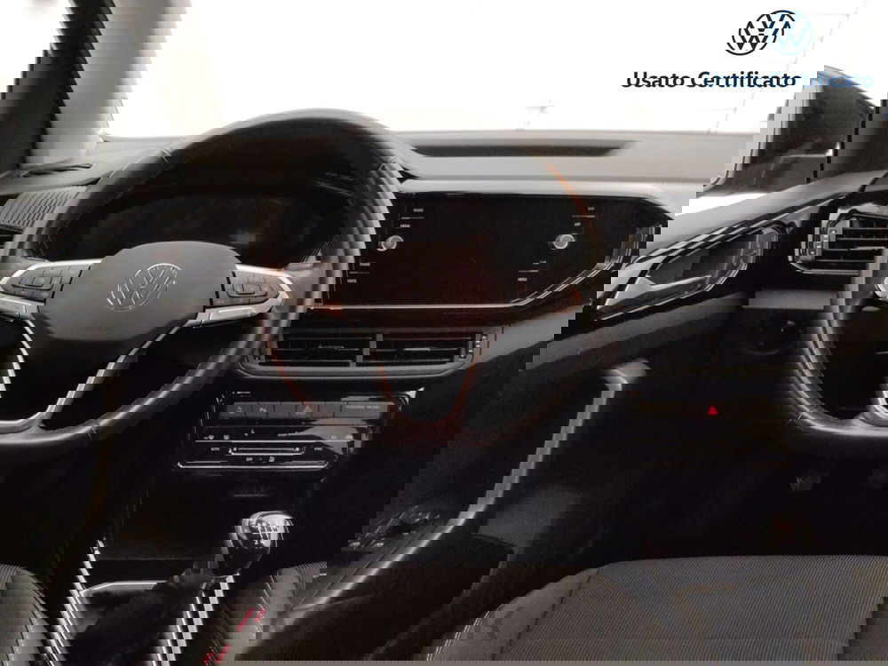 Volkswagen T-Cross usata a Varese (13)