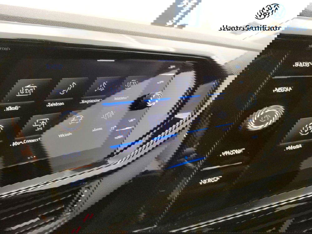 Volkswagen T-Cross usata a Varese (15)