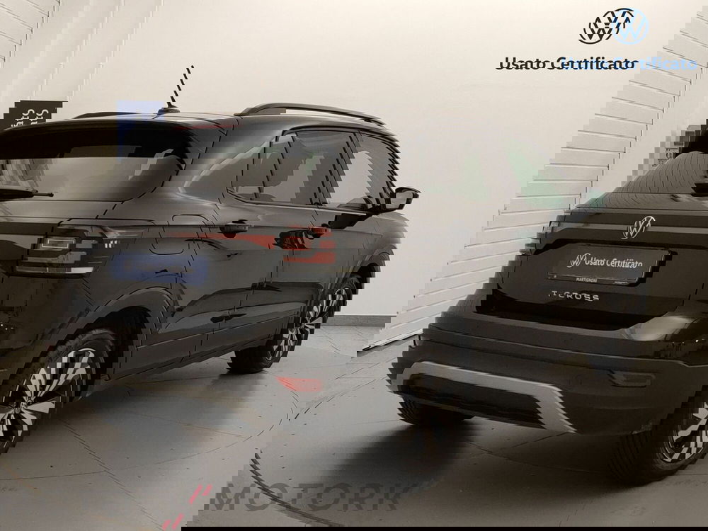 Volkswagen T-Cross usata a Varese (8)