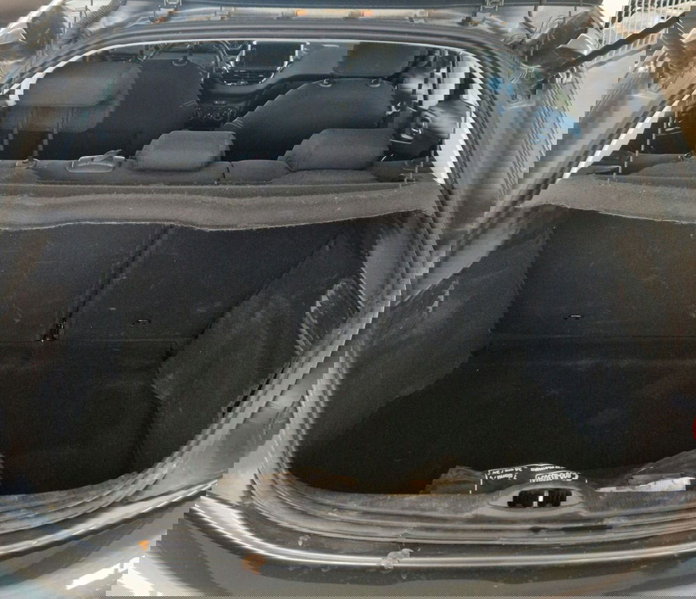 Peugeot 208 usata a Terni (10)