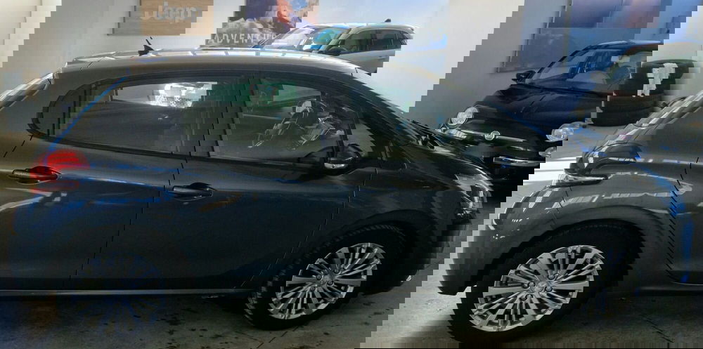 Peugeot 208 usata a Terni (3)