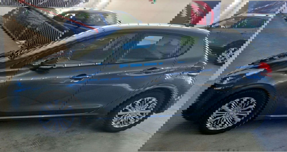 Peugeot 208 usata a Terni (6)