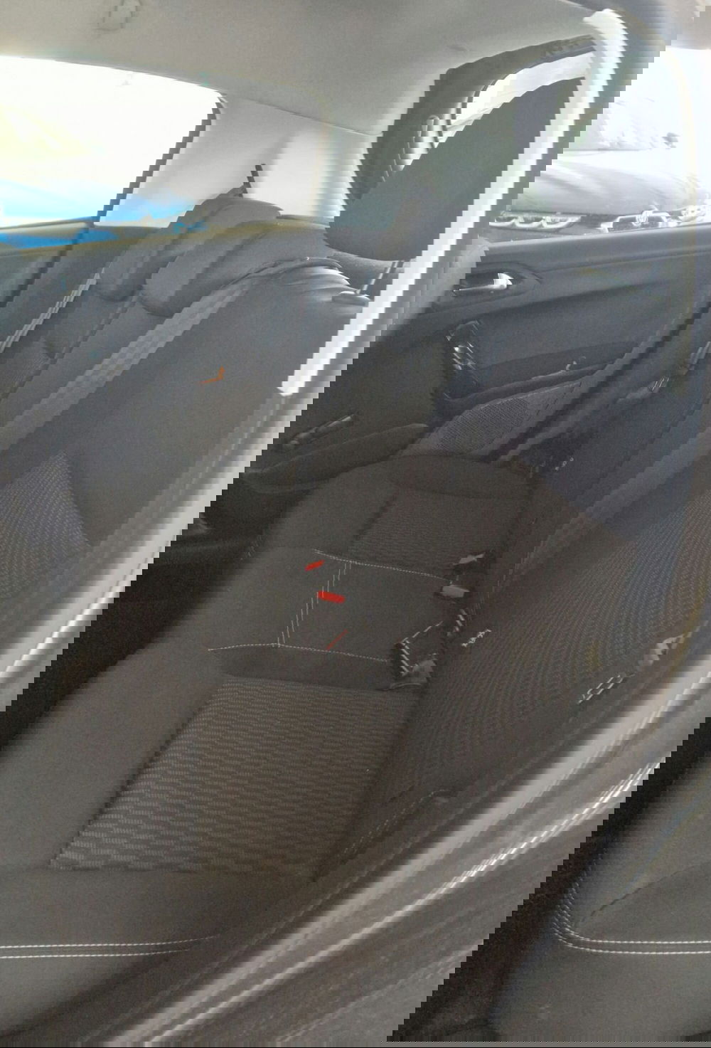 Peugeot 208 usata a Terni (9)