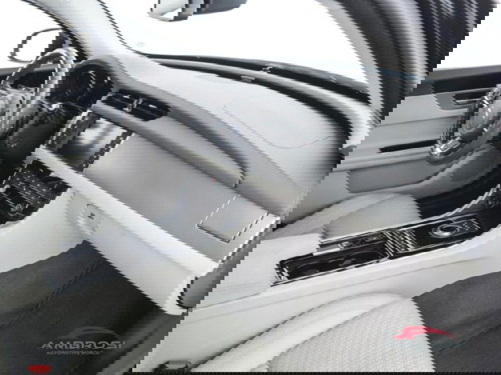 Jaguar XF usata a Perugia (12)