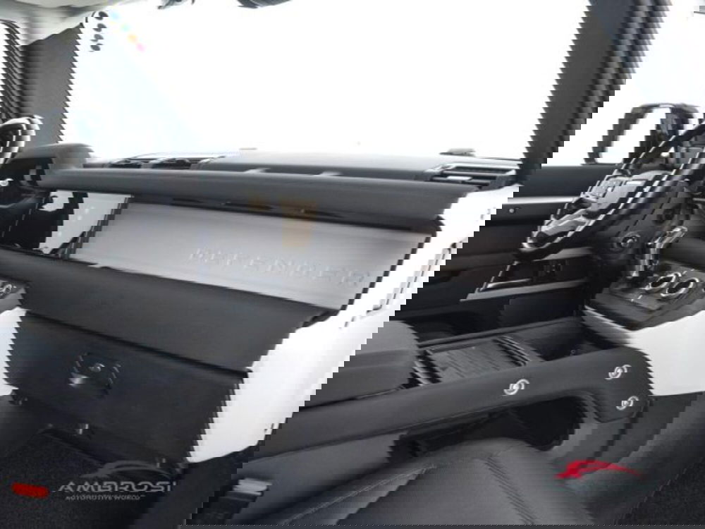 Land Rover Defender usata a Perugia (12)