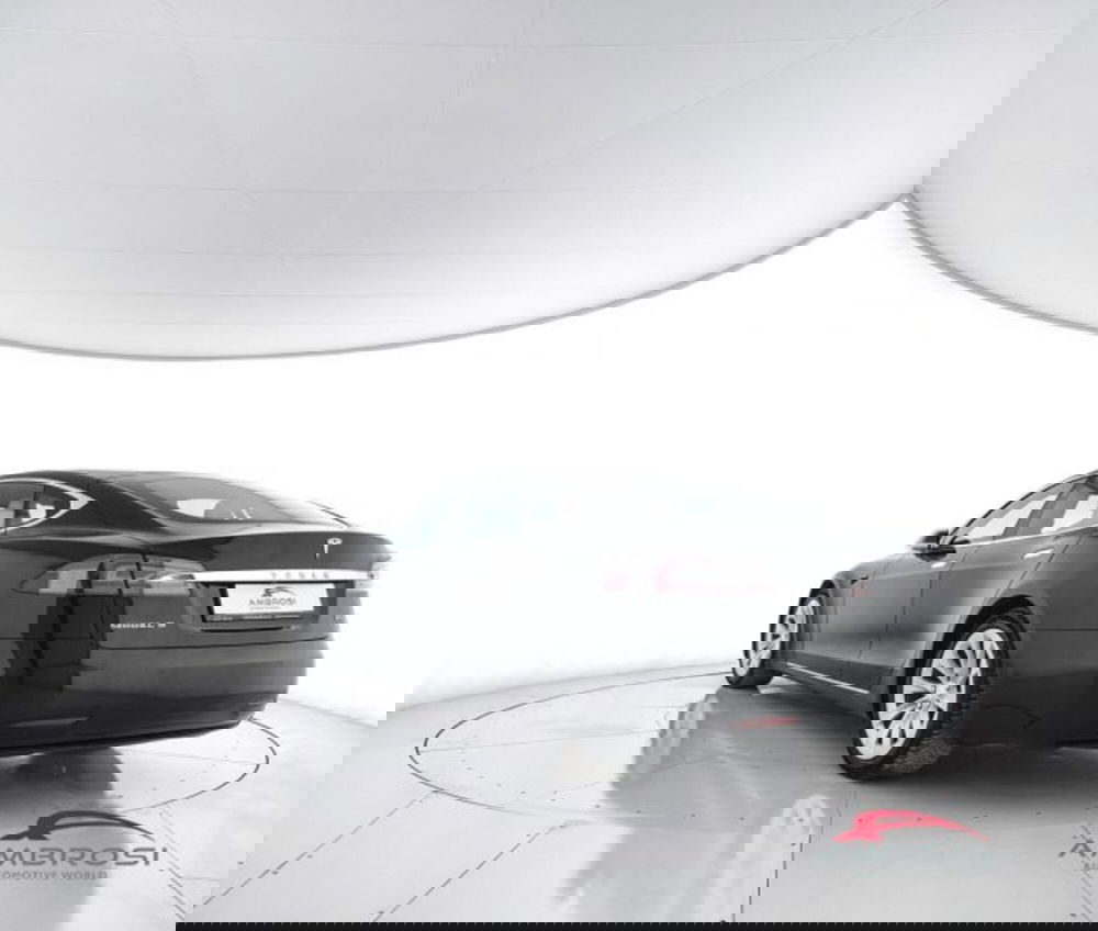 Tesla Model S usata a Perugia (4)