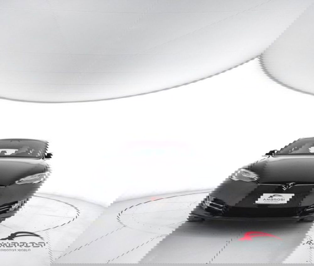 Tesla Model S usata a Perugia (5)