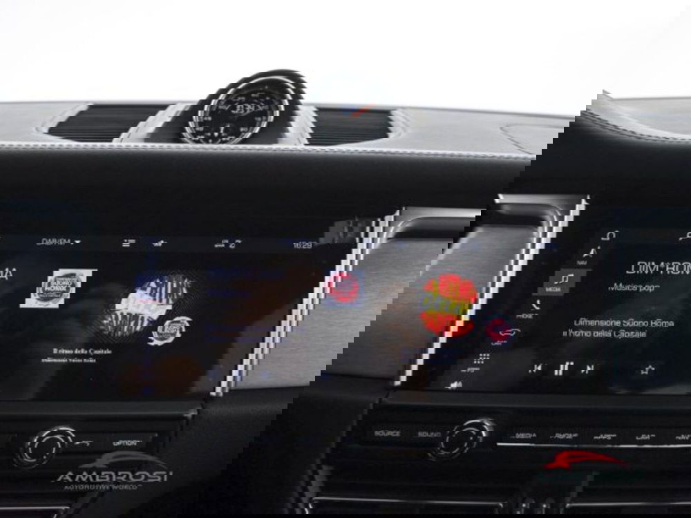 Porsche Macan usata a Perugia (14)