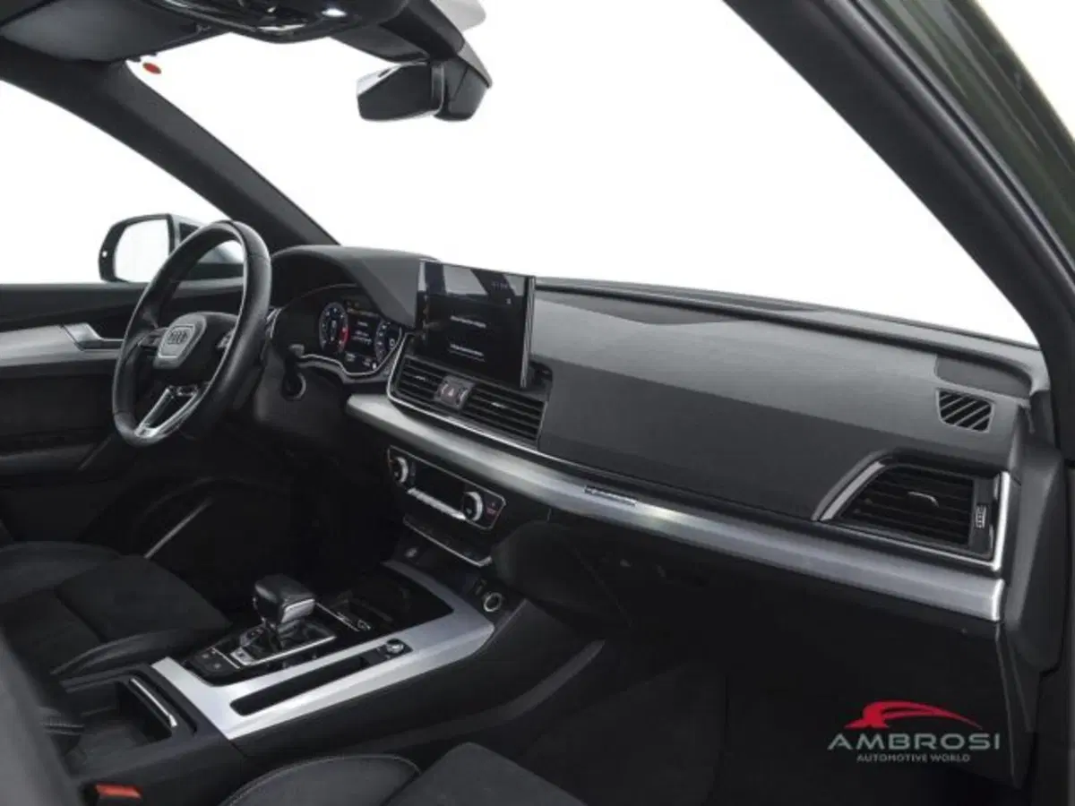 Audi SQ5 usata a Perugia (12)