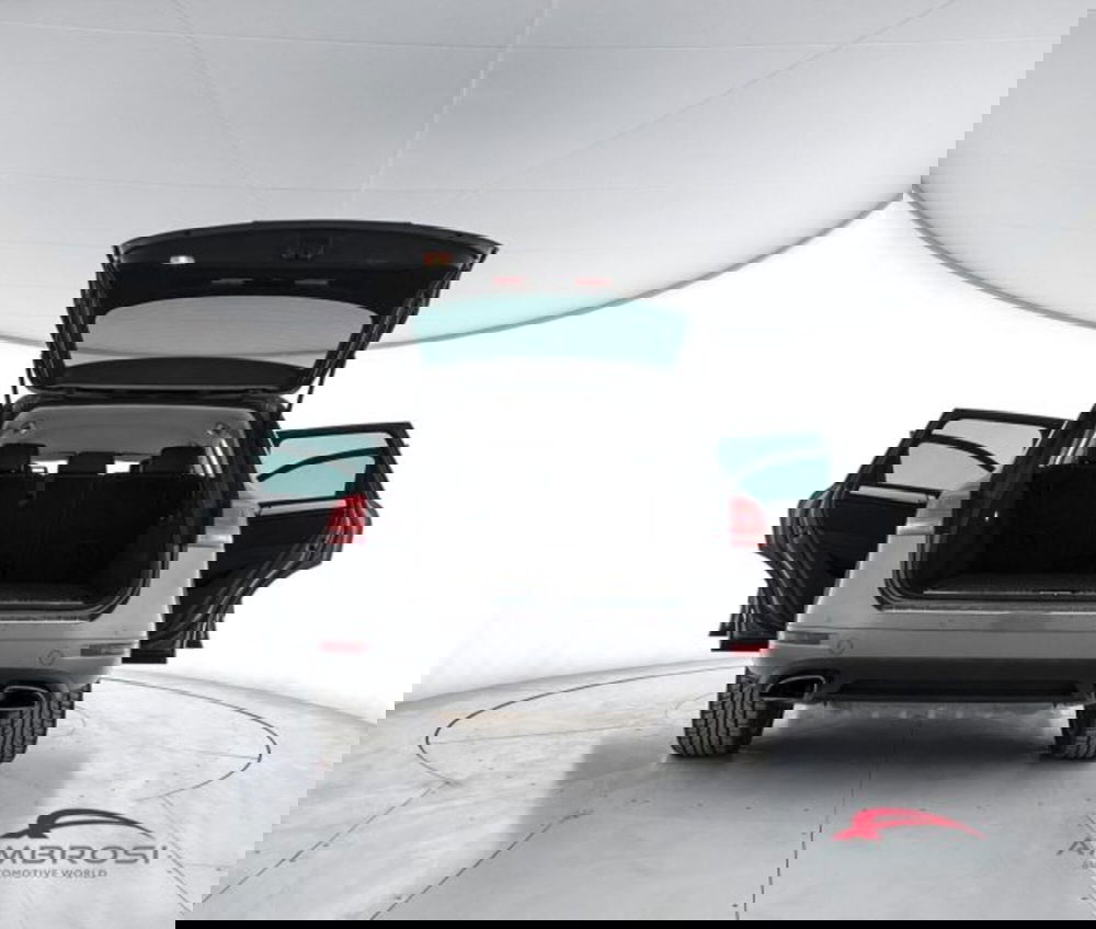 Volkswagen Touareg usata a Perugia (7)