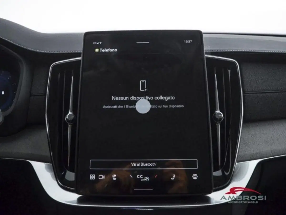 Volvo XC90 nuova a Perugia (10)
