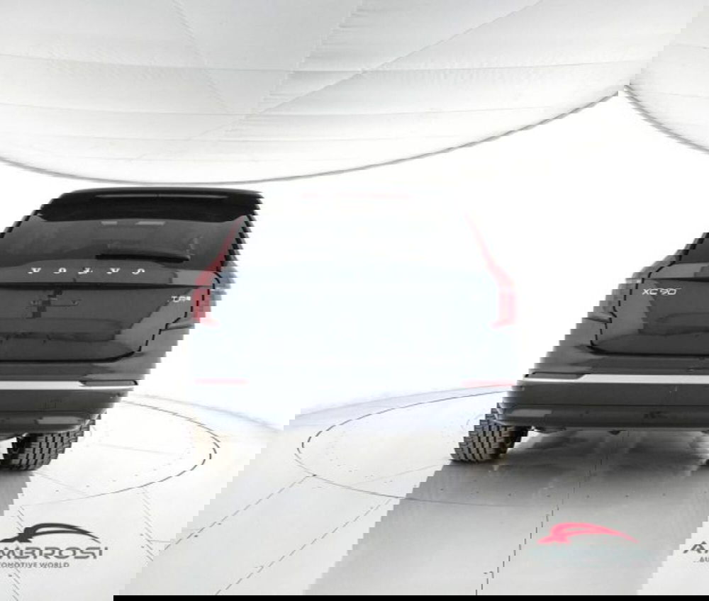 Volvo XC90 nuova a Perugia (6)