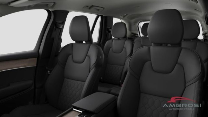 Volvo XC90 nuova a Perugia (12)